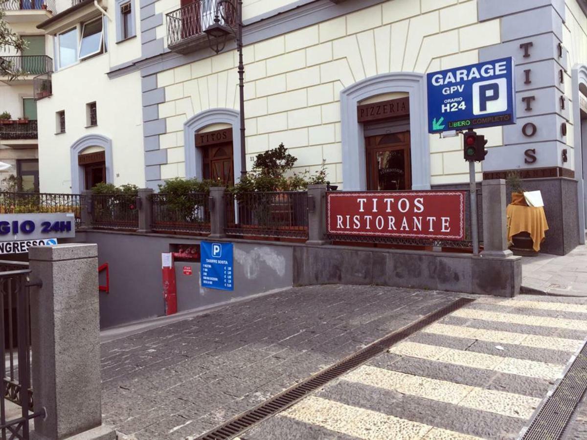 Il Tulipano - Appartamento Al Centro Di Vico Equense Dış mekan fotoğraf